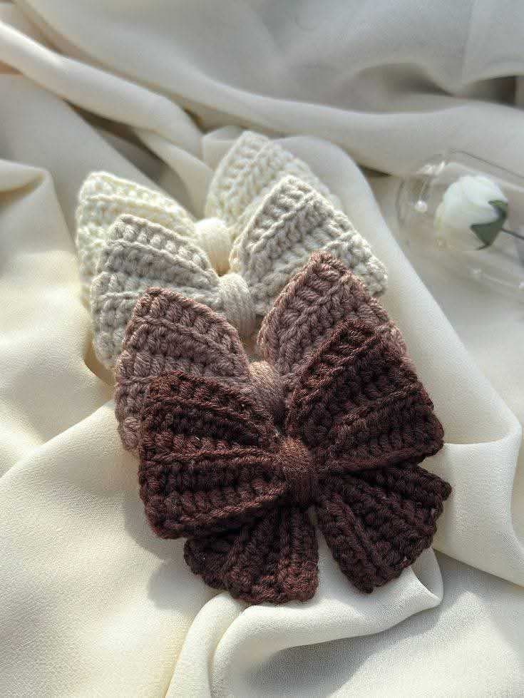 Handmade Kushikata Hair Bow — Crochet Pair, Cream & Brown 5-inch
